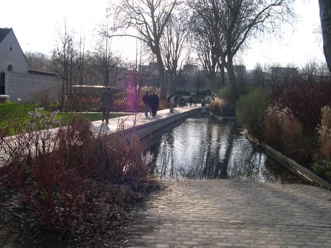  Parc de Bercy, plan d'eau, 75012